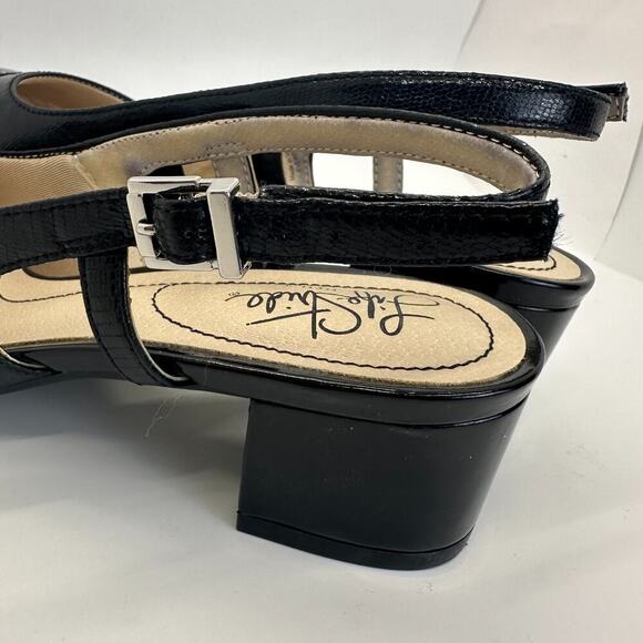 Womens LifeStrides Becoming Slingback‎ pump shoes Black Sz 8W Strap Wedge Party - Picture 9 of 9